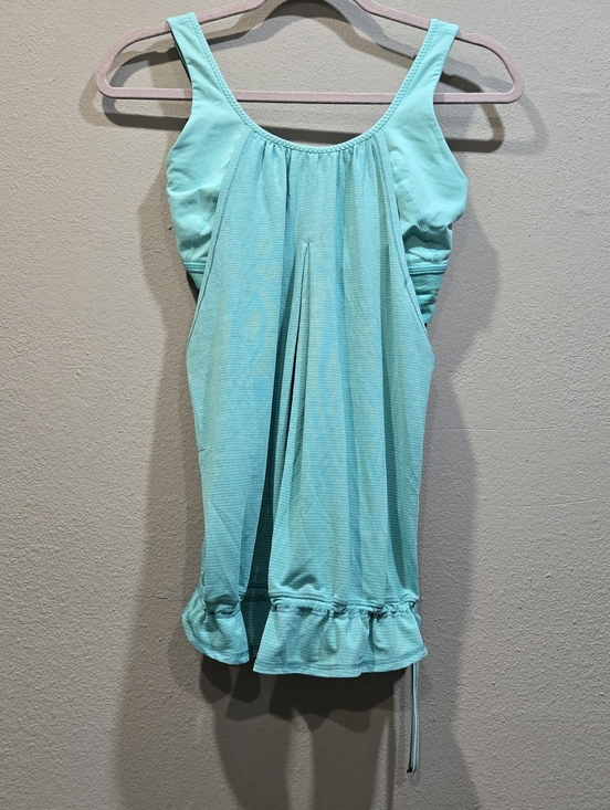 lululemon athletica Tops - Lululemon Athletica Color Mint Green Tank Top Size 6